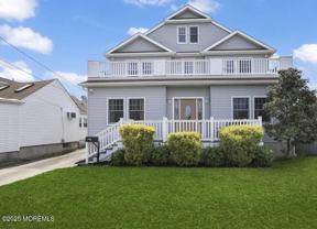 2207 Main St - Photo 1 of 1