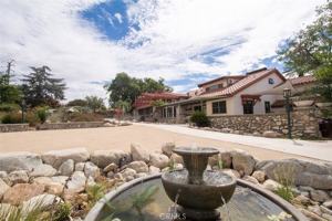 featured image of 3643 N Mills Ave