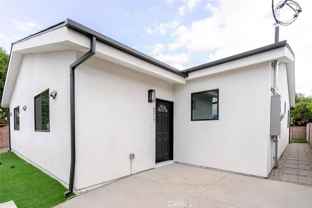 6215 Sylvia Ave - Photo 1 of 1