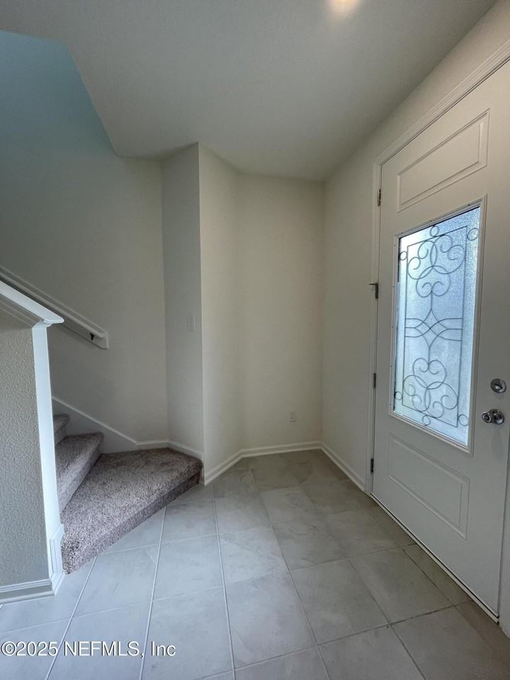 310 Rambling Brook Trl - Photo 4 of 22