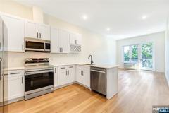 51 Queen Anne Rd - Photo 1 of 1