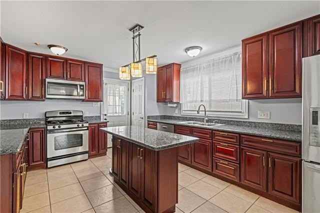 5542 Charlotte Dr - Photo 6 of 11