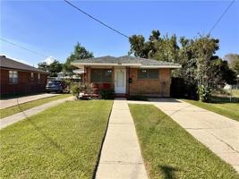 featured image of 800 N Upland Ave #A