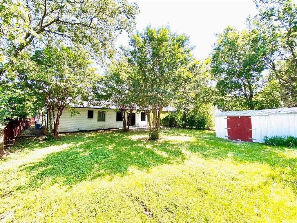 4808 Curzon Avenue - Photo 2 of 20