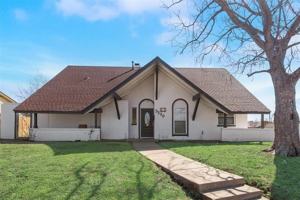 featured image of 3530 Grande Bulevar