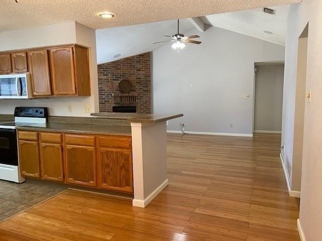 7808 Slater Trl - Photo 5 of 27
