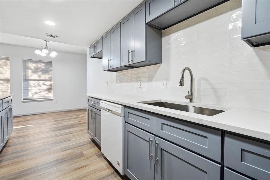 2003 Fleur De Lis Ct - Photo 2 of 23