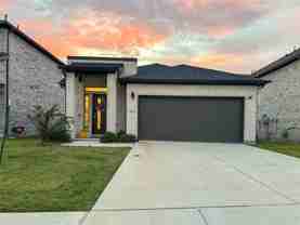 4710 Hunter Hurst Dr - Photo 1 of 1