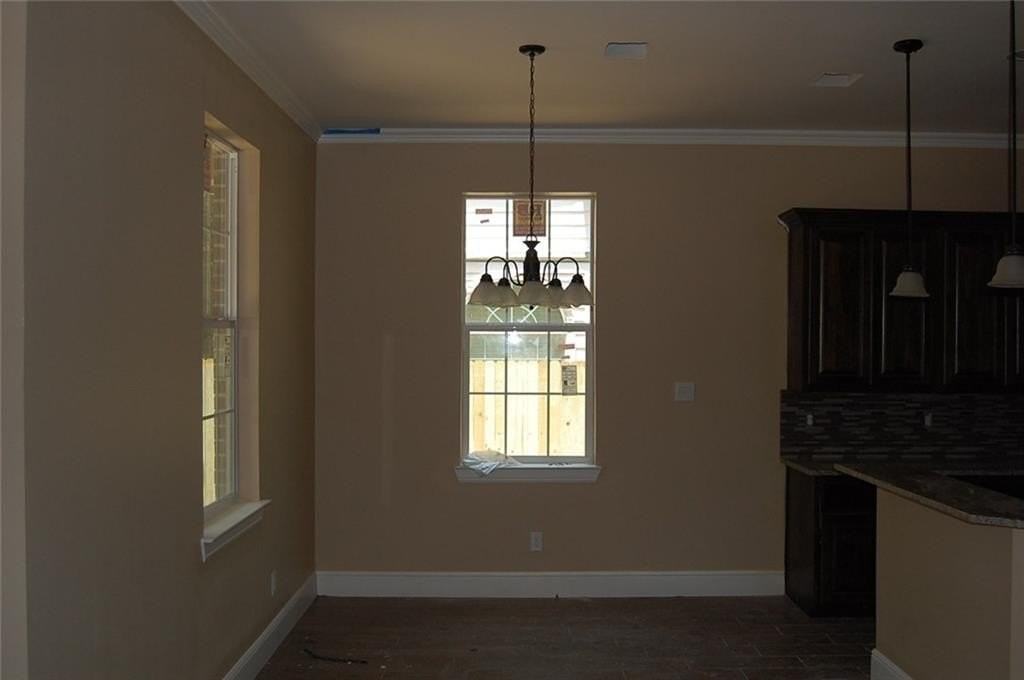 2114 Lindblad Ct - Photo 3 of 21