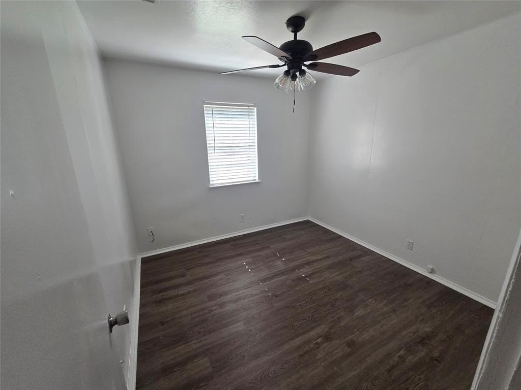 1806 Friar Tuck Dr - Photo 6 of 17