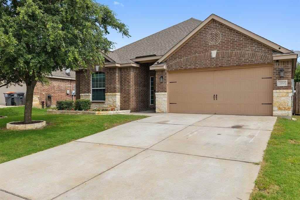 2110 Sweet Gum Dr - Photo 2 of 34