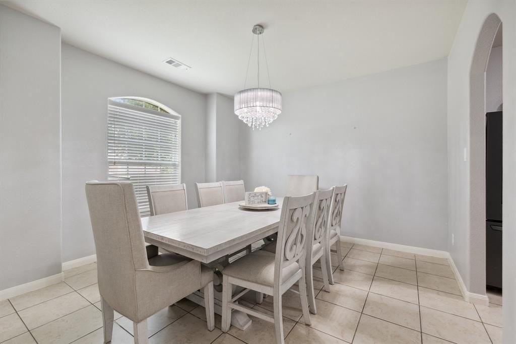 2110 Sweet Gum Dr - Photo 6 of 34