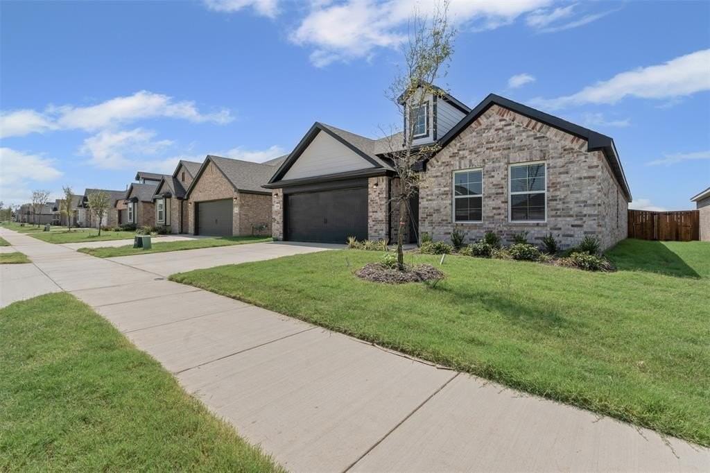 1320 Water Canna Dr - Photo 5 of 36