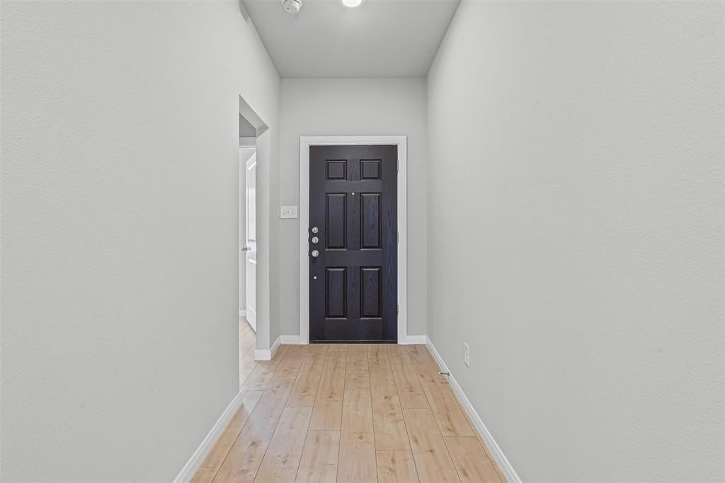 1320 Water Canna Dr - Photo 4 of 30