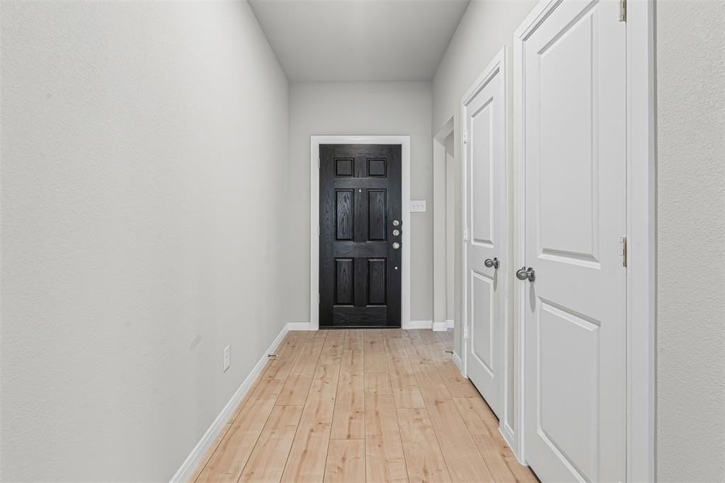 1324 Water Cana Drive - Photo 7 of 35