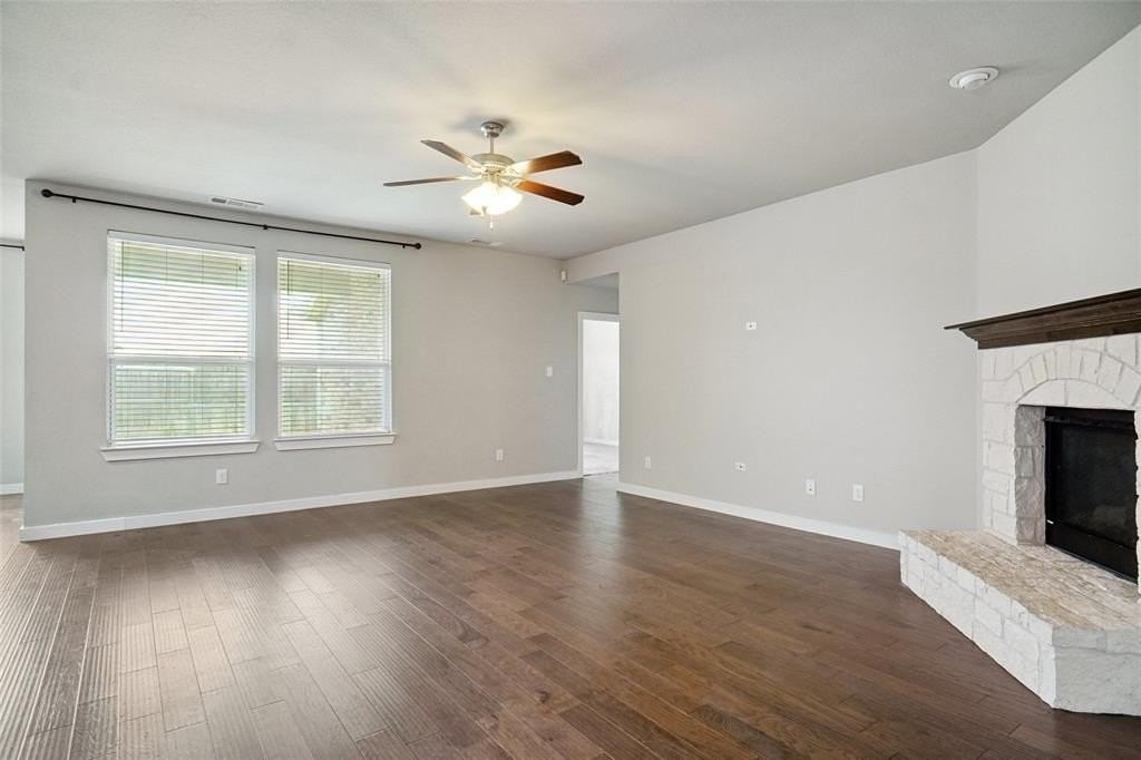 1712 Alton Way - Photo 5 of 26