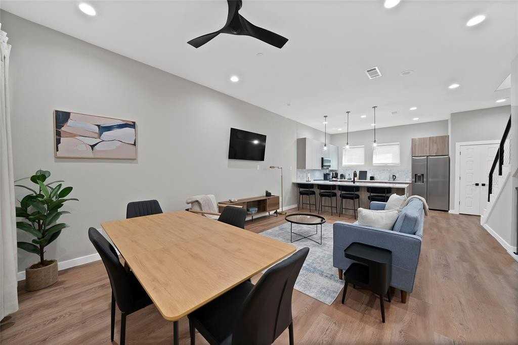 2813 Weisenberger St #102 - Photo 6 of 19