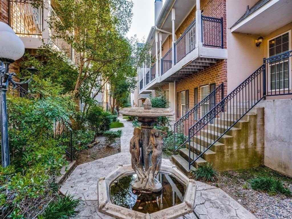 5707 Lewis St - Photo 4 of 24