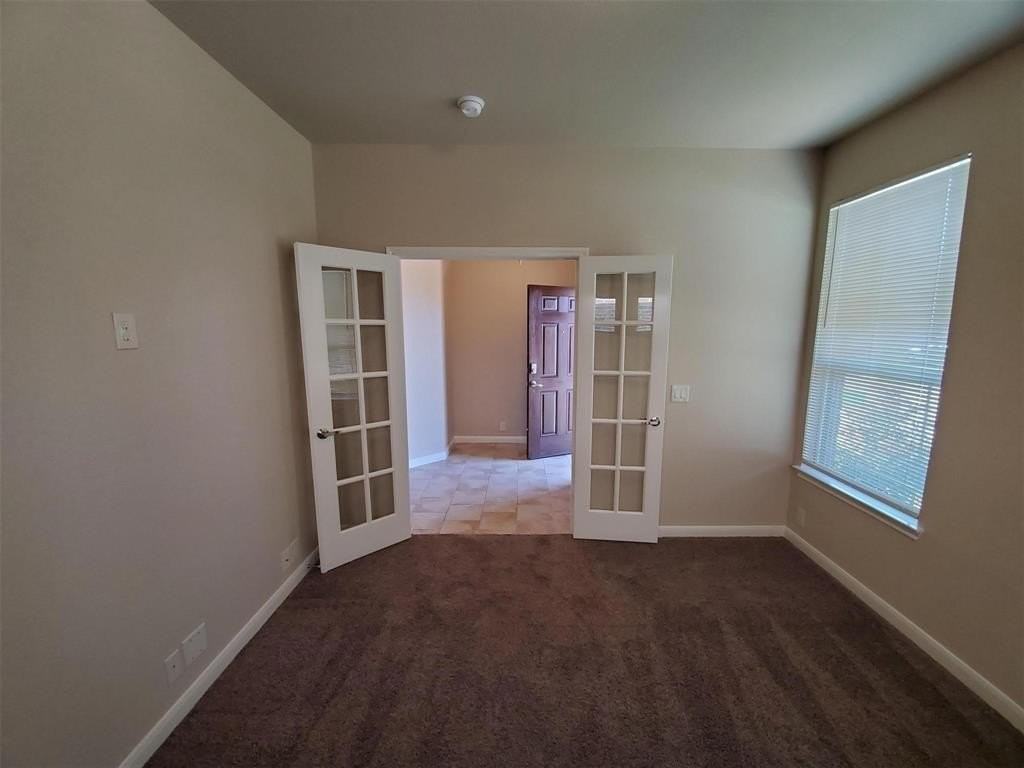 707 Brookline Dr - Photo 5 of 18