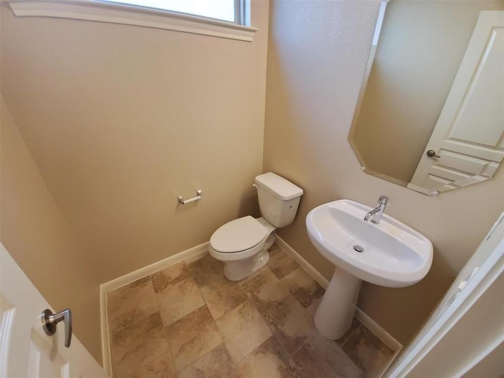 707 Brookline Dr - Photo 7 of 18