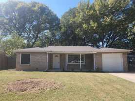512 S Judd St - Photo 1 of 1