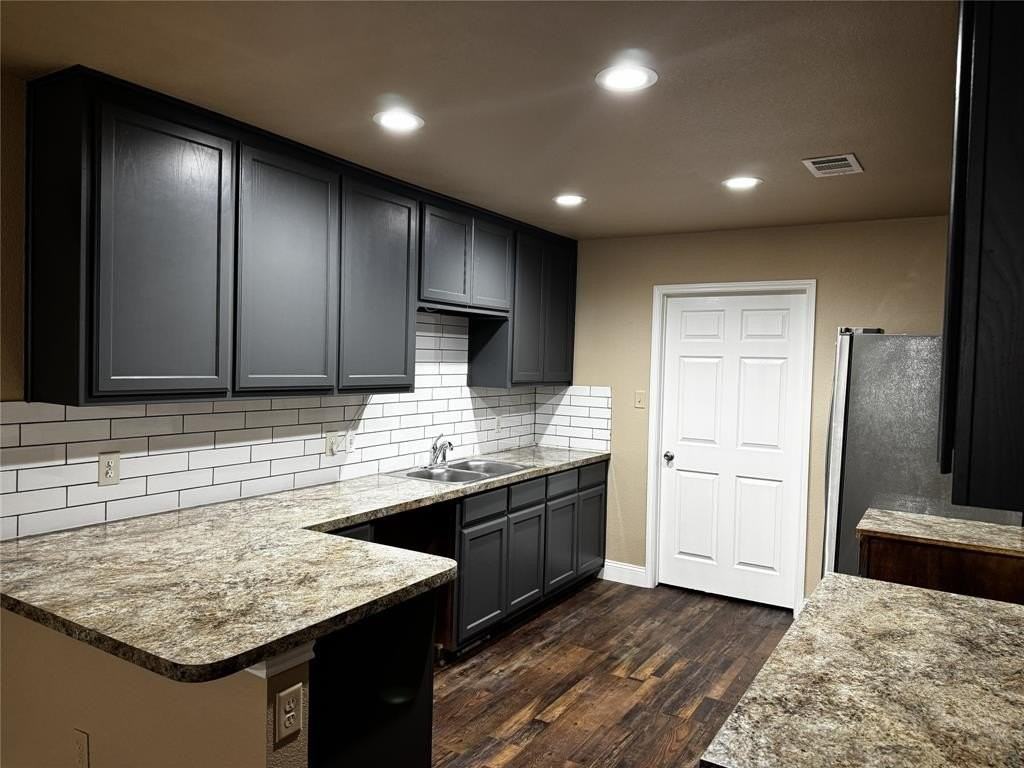 5608 Humbert Ave - Photo 3 of 7