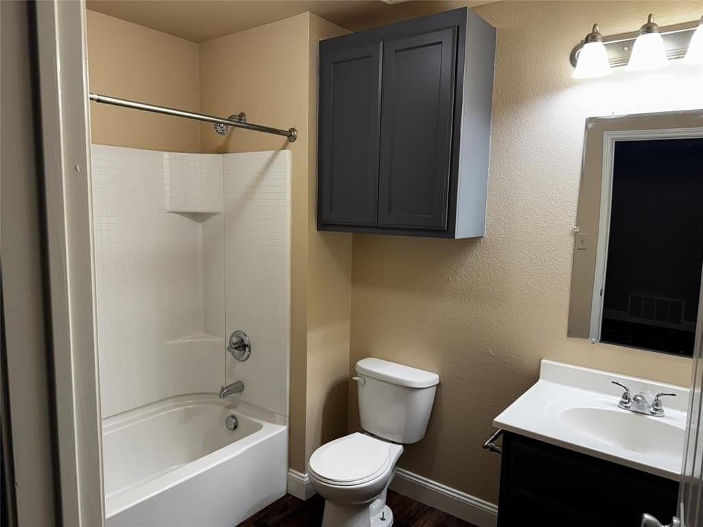 5608 Humbert Ave - Photo 6 of 7