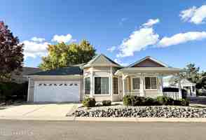 featured image of 1835 E Mulberry