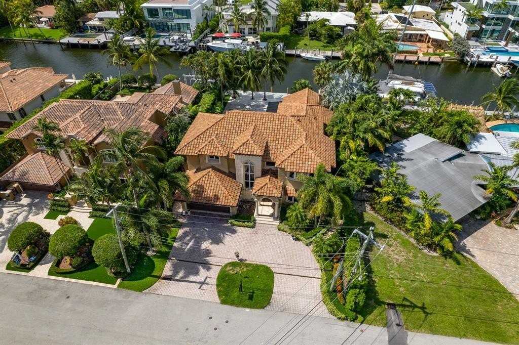 2626 Barcelona Dr - Photo 4 of 30