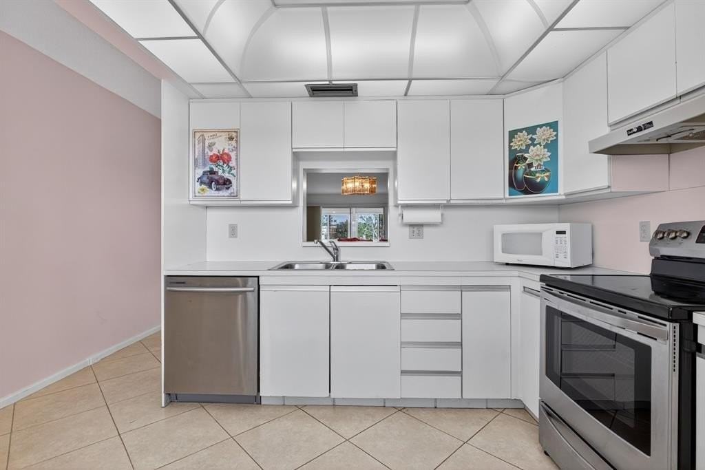 3204 Portofino Pt #D4 - Photo 6 of 29