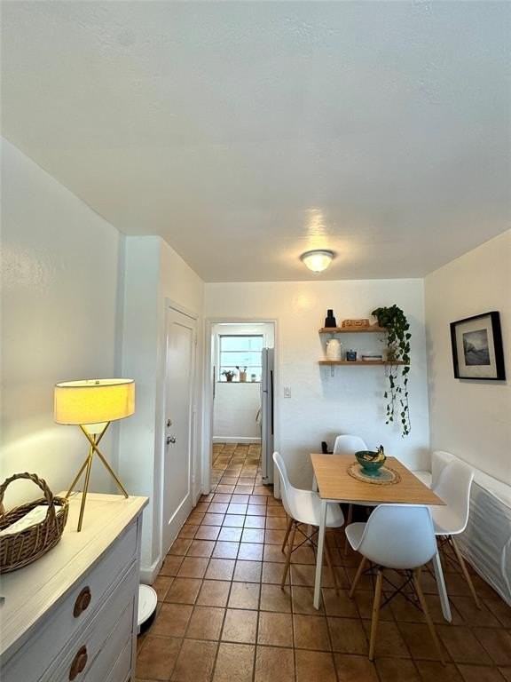 617 Southwest 11th Street - Photo 2 of 9