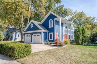 685 Deer St - Photo 1 of 1