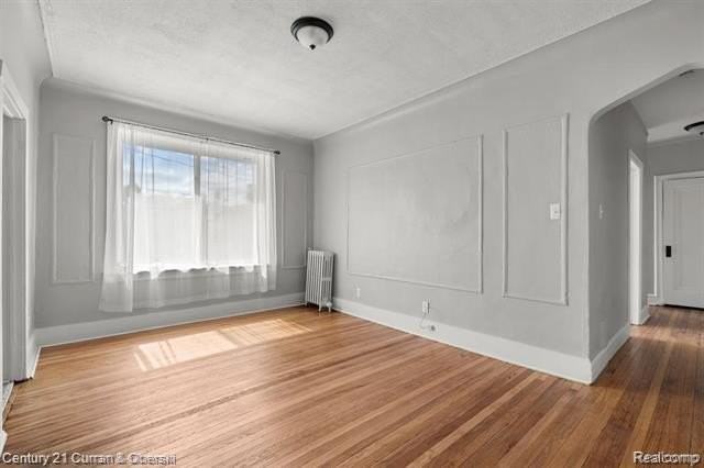 1291 W State Fair - Photo 2 of 12