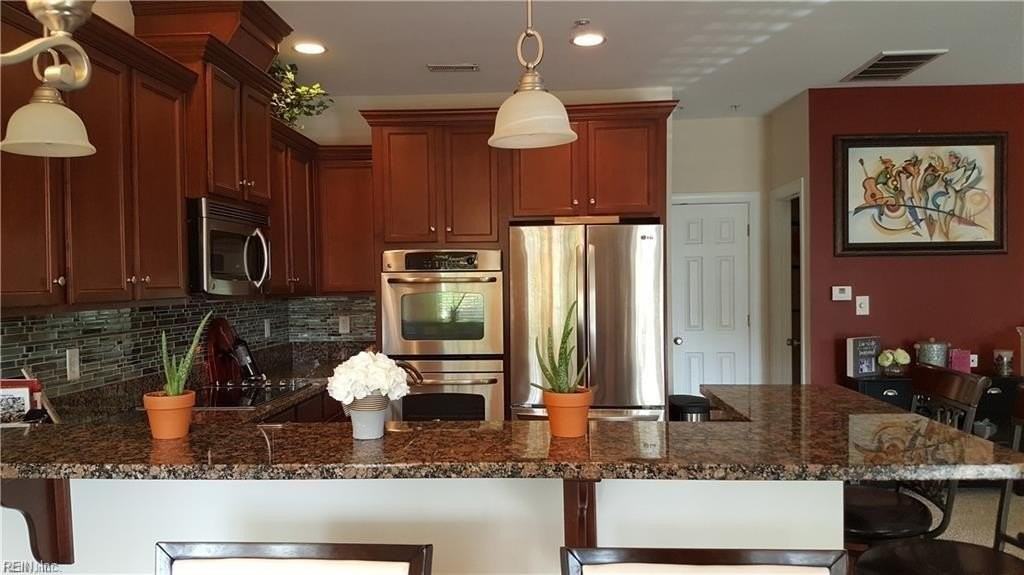 33 Miles Cary Mews - Photo 7 of 24