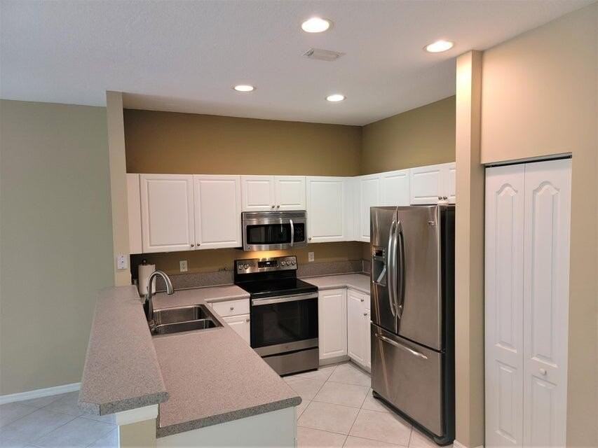 233 River Bluff Lane - Photo 5 of 23