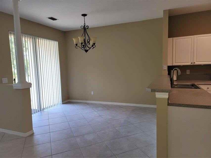 233 River Bluff Lane - Photo 7 of 23