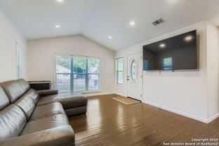 969 N Liberty Ave - Photo 1 of 1