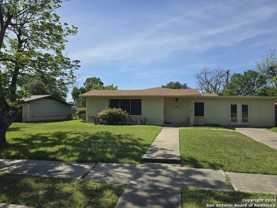 606 Shadywood Ln - Photo 1 of 1