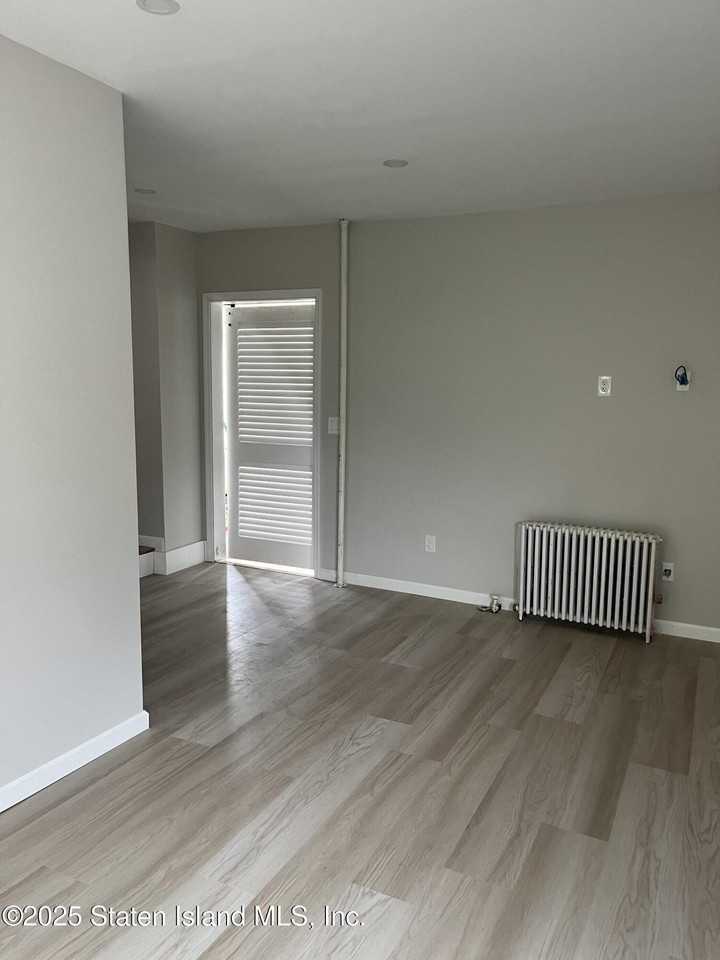 116 Wakefield Avenue - Photo 6 of 14