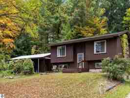 featured image of 5331 Moore Rd