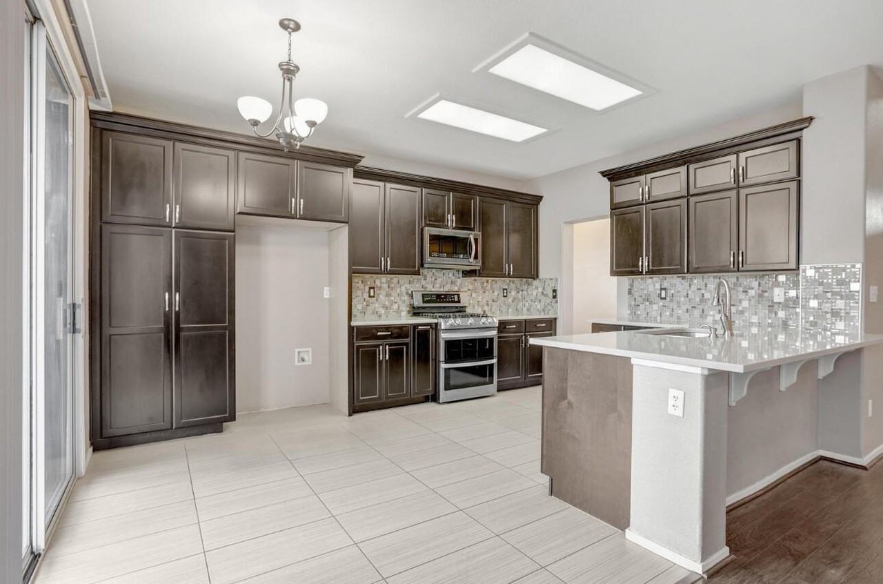 5702 W Lisendra Dr - Photo 4 of 17