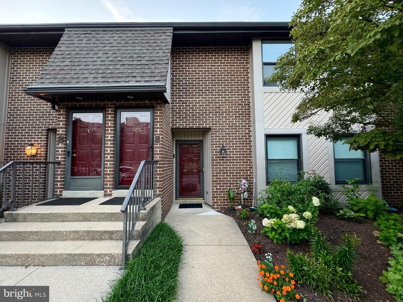 4016 Society Drive - Photo 2 of 36