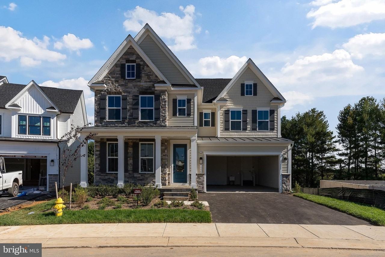 1448 Lavender Cliff Way - Photo 6 of 50