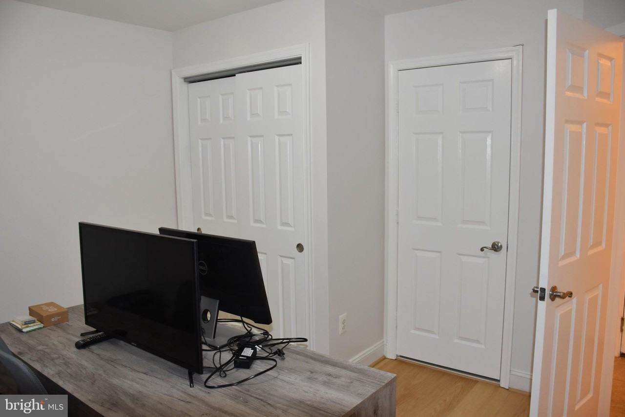 803 Ryan Street - Photo 4 of 41