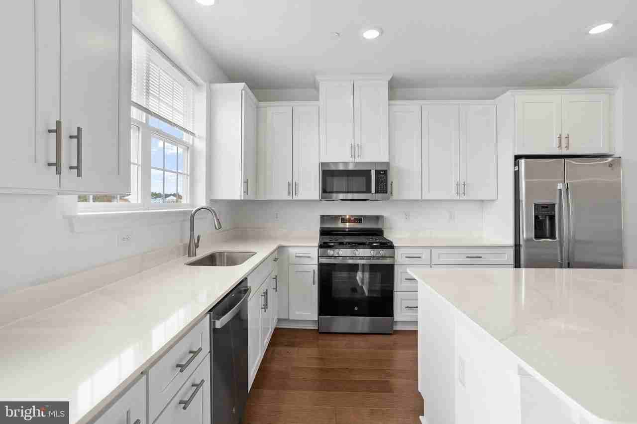 142 142 ADA HIGHTOWER AVE - Photo 7 of 45