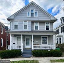 406 S Pitt St - Photo 1 of 1