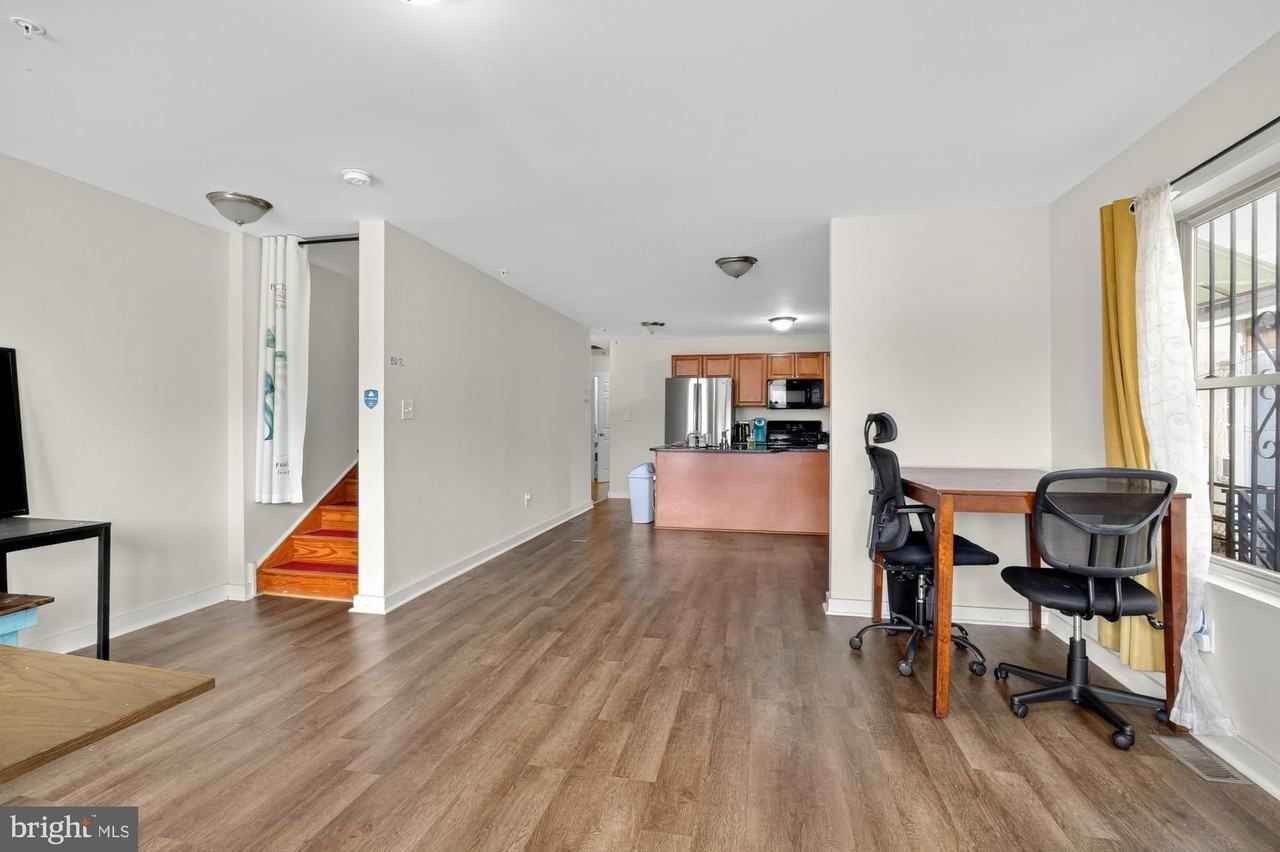 602 N 43rd St - Photo 3 of 33