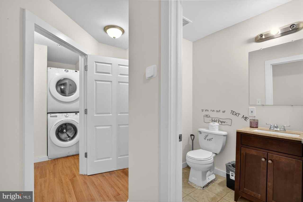 602 N 43rd St - Photo 7 of 33