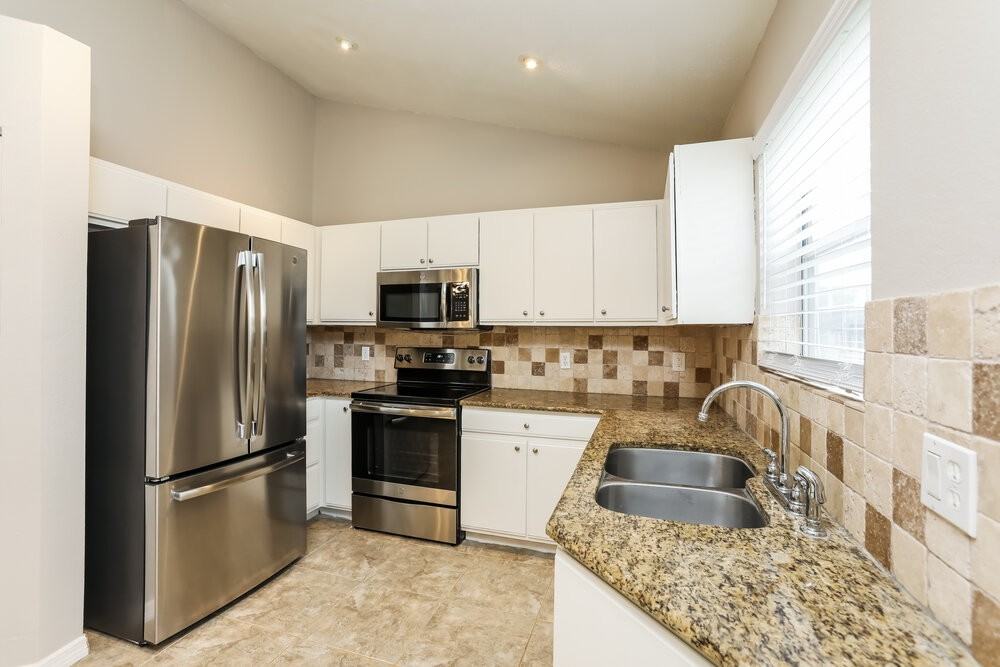 354 Morning Creek Circle - Photo 5 of 16