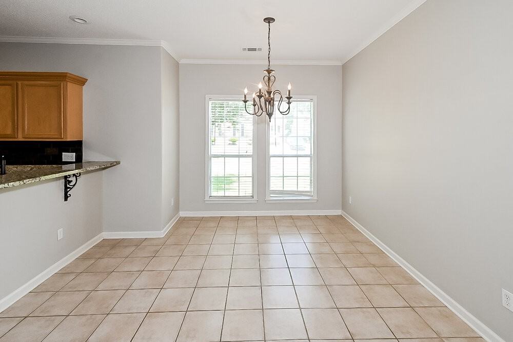 4513 Graystone Dr - Photo 5 of 16